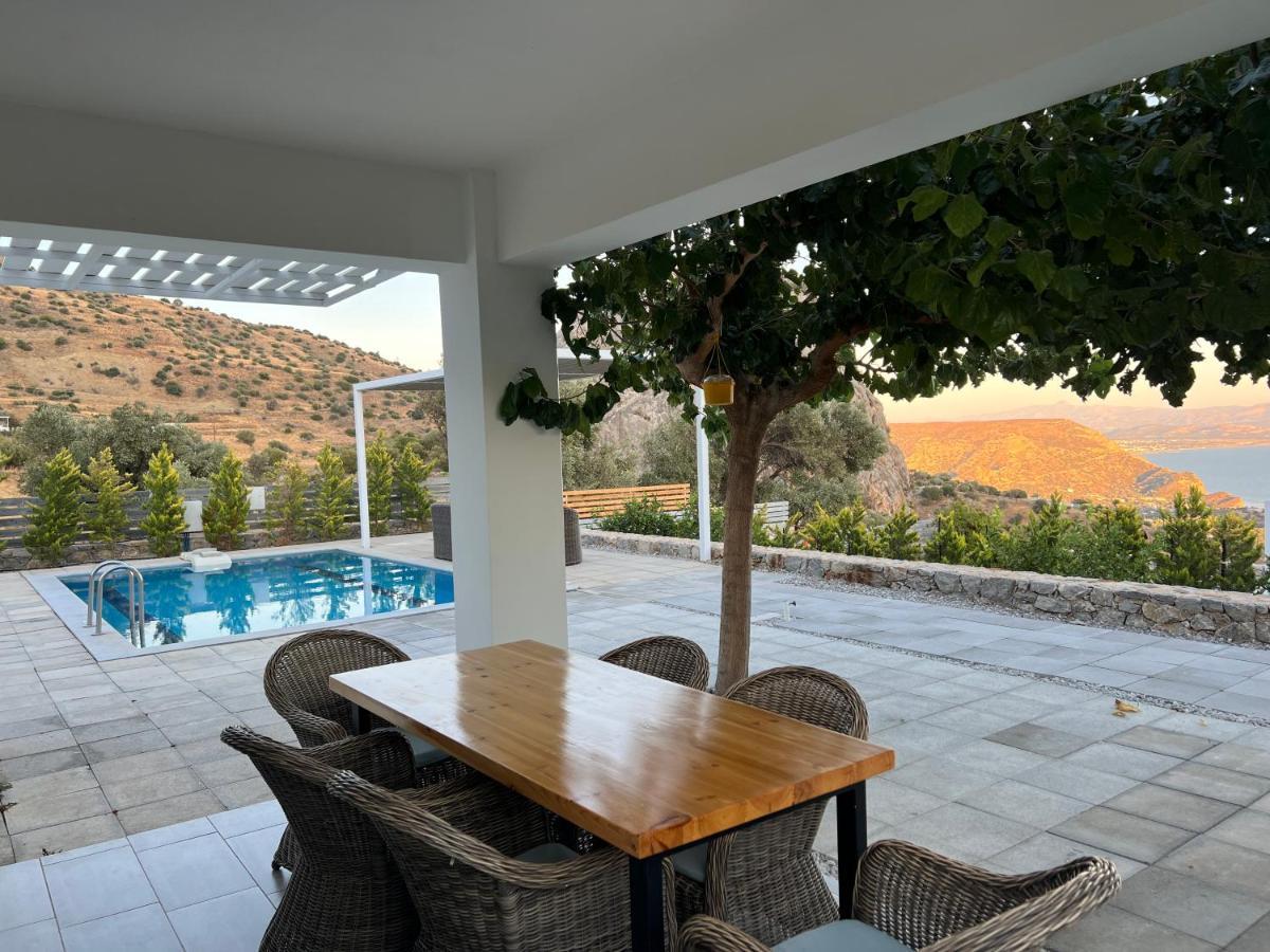 Evgoro Luxury Suites Agia Galini Eksteriør bilde