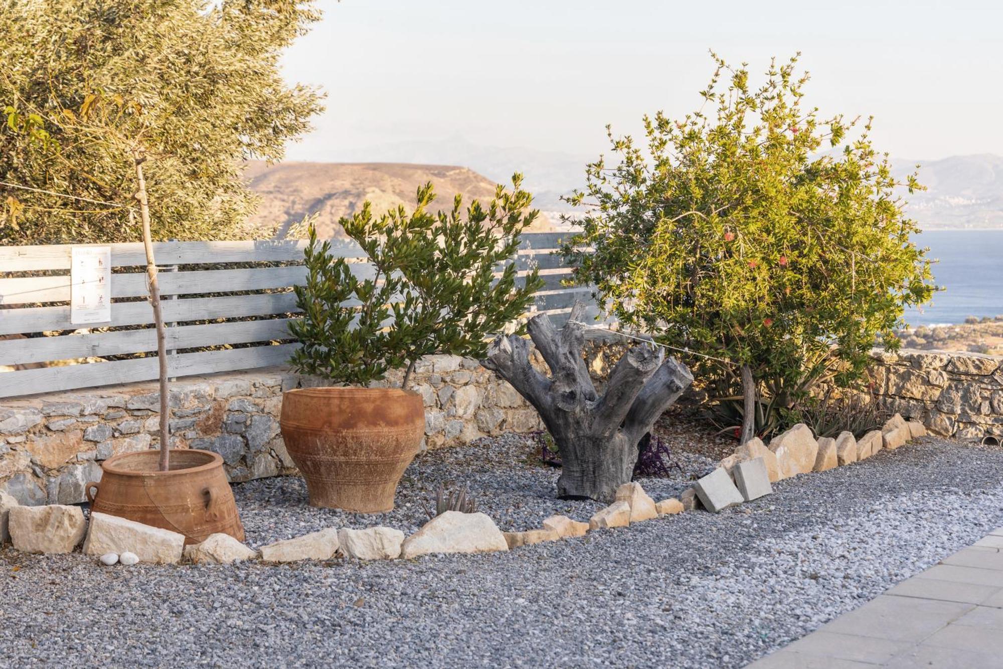 Evgoro Luxury Suites Agia Galini Eksteriør bilde
