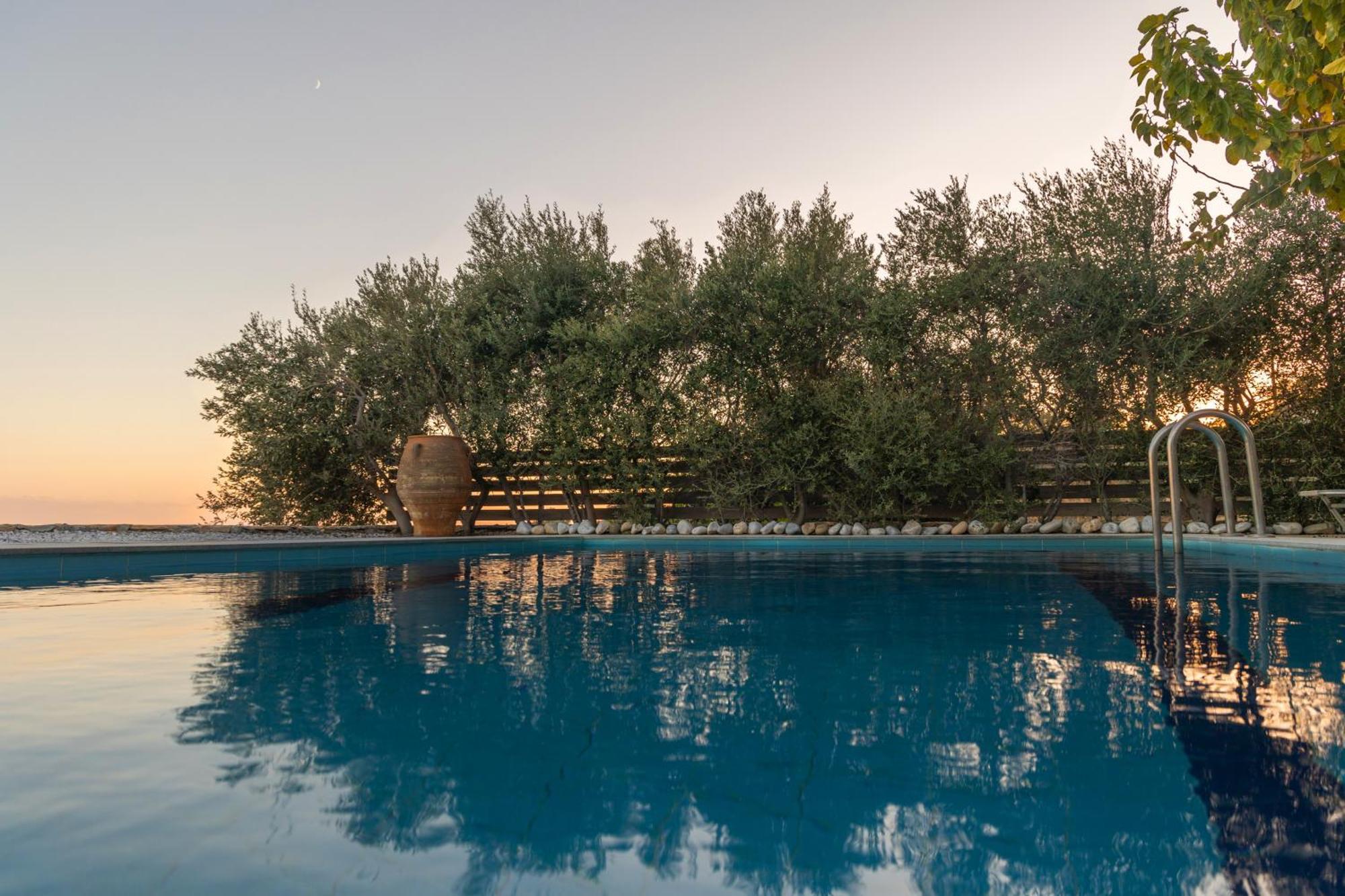 Evgoro Luxury Suites Agia Galini Eksteriør bilde